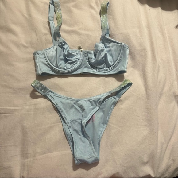 Victoria's Secret Shine Bikini set - Picture 1 of 6
